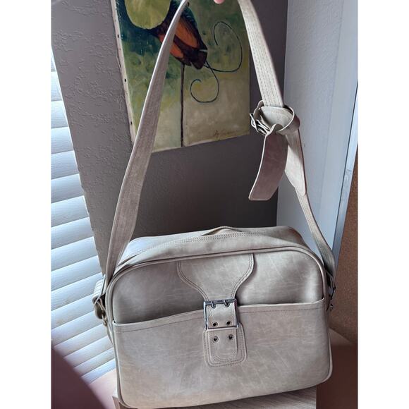 Vintage Cream Faux Leather Messenger/Shoulder Bag 1970s-1980s - Picture 6 of 11